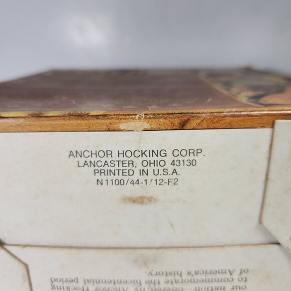 American Bicentennial Amber 8" Salad Plates with Original Box Anchor Hocking - Picture 4 of 12